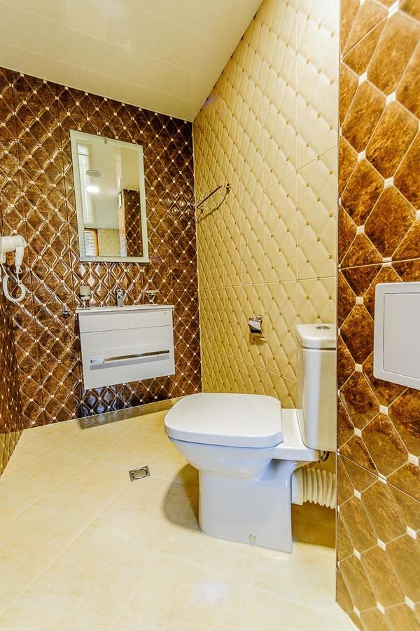 Hotel Alisa Pavel Banya Bagian luar foto