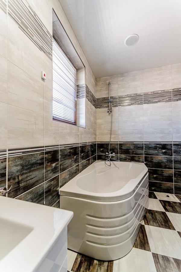 Hotel Alisa Pavel Banya Bagian luar foto